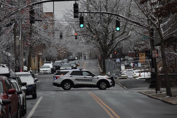 ΗΠΑ: Οι Αρχές αφήνουν ελεύθερο τον μοναδικό ύποπτο της ένοπλης επίθεσης στο Πανεπιστήμιο Brown