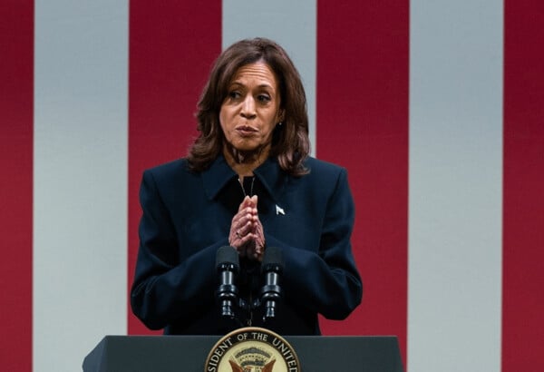 ΚΑΜΑΛΑ ΧΑΡΙΣ ΗΠΑ