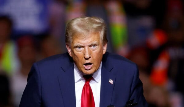 Ντόναλντ Τραμπ Rob Reiner