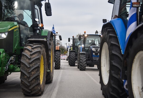 ΑΓΡΟΤΕΣ ΜΠΛΟΚΑ ΑΠΟΦΑΣΗ
