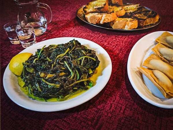 Στον «Σήφη» ξέρουν από καλή κρητική κουζίνα