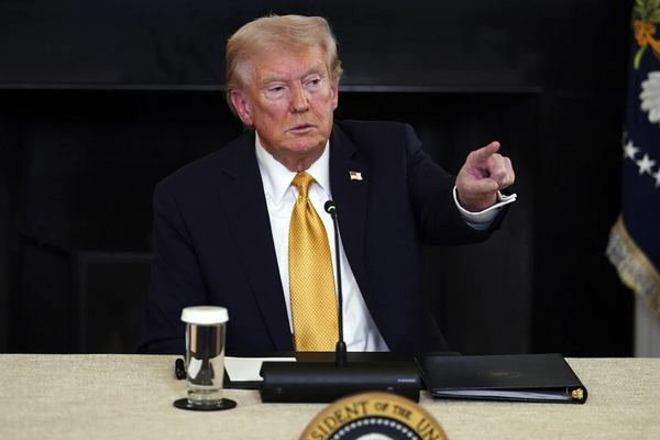 ΝΤΟΝΑΛΝΤ ΤΡΑΜΠ BBC ΜΗΝΥΣΗ