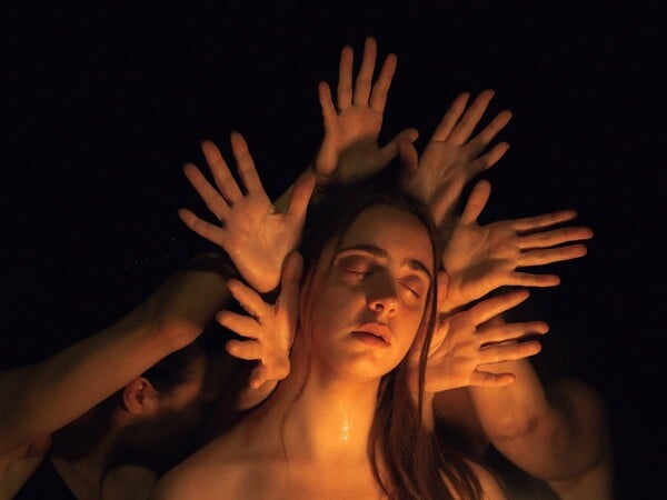 Δέκα παραστάσεις για τις γιορτές 