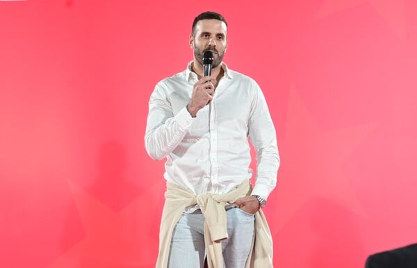 ΝΙΚΟΣ ΠΑΠΠΑΣ ΑΝΤΙΔΡΑΣΗ ΕΠΙΘΕΣΗ ΔΗΜΟΣΙΟΓΡΑΦΟ