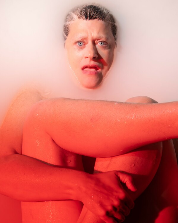 *Ακόμη και το πιο σφοδρό ξυράφι υπήρξε κάποτε λουλούδι/ από τον Πάνο Μιχαήλ