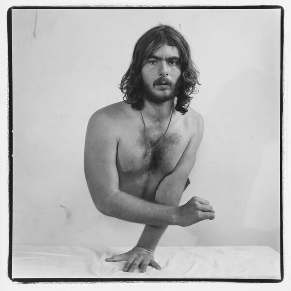 *Ακόμη και το πιο σφοδρό ξυράφι υπήρξε κάποτε λουλούδι/ από τον Πάνο Μιχαήλ