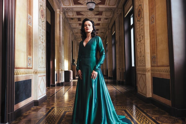 ΕΠΕΞ Καρυοφυλλιά, γίνε πάλι μια άλλη