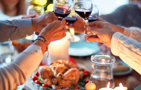 ΕΦΕΤ ΧΡΙΣΤΟΥΓΕΝΝΙΑΤΙΚΟ ΤΡΑΠΕΖΙ