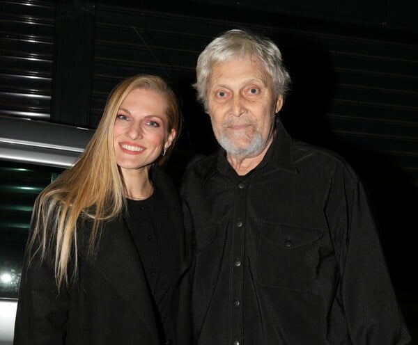 ΑΛΜΠΕΡΤΟ ΕΣΚΕΝΑΩΥ ΡΙΤΣΩΝΑ ΣΑΡΑ 