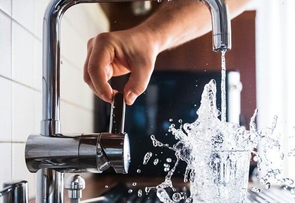 ΑΥΞΗΣΕΙΣ ΝΕΡΟ ΕΥΔΑΠ