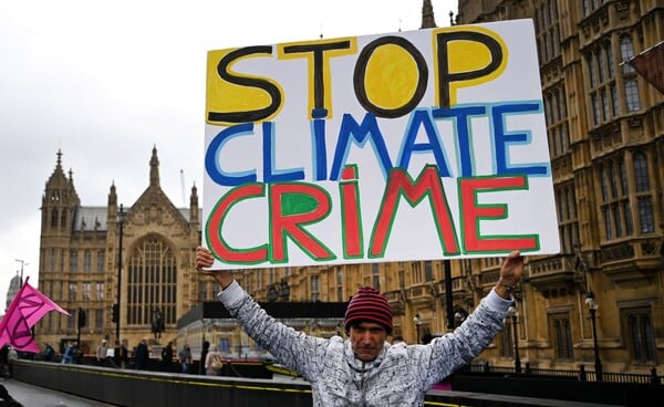 ΒΡΕΤΑΝΙΑ ΚΛΙΜΑΤΙΚΗ ΚΡΙΣΗ ΚΛΙΜΑ