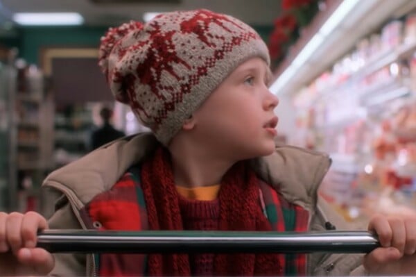 ΨΩΝΙΑ ΚΕΒΙΝ ΜΟΝΟΣ ΣΤΟ ΣΠΙΤΙ ΠΛΗΘΩΡΙΜΟΣ ΑΚΡΙΒΕΙΑ