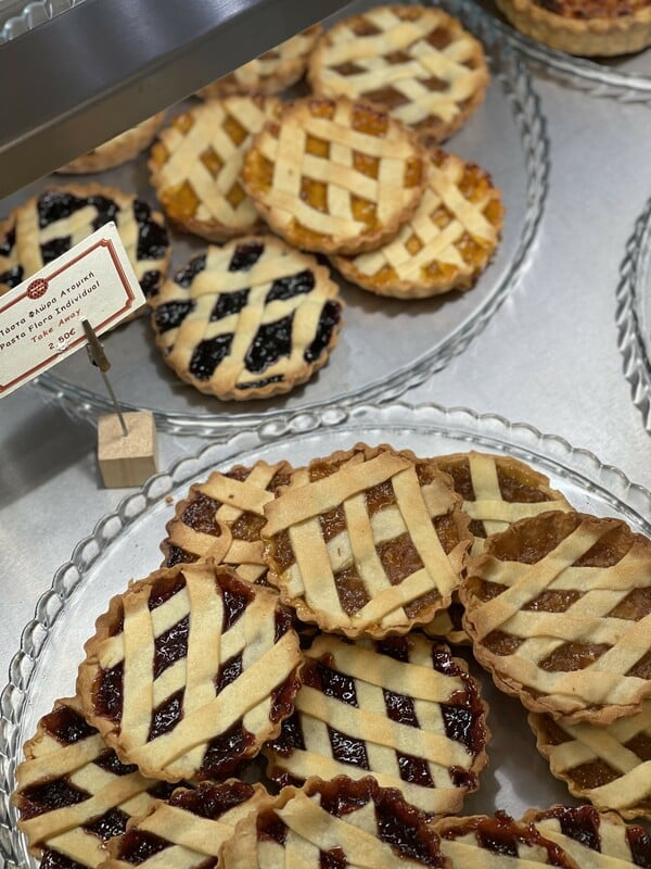 5+1 μέρη με λαχταριστή πάστα φλόρα