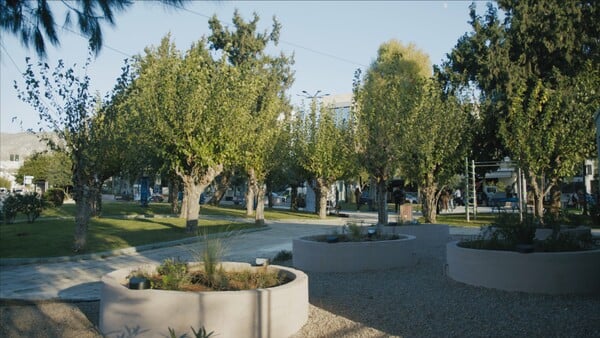 Urban Green Dots: Μικροί δημόσιοι χώροι που ζωντανεύουν τη γειτονιά