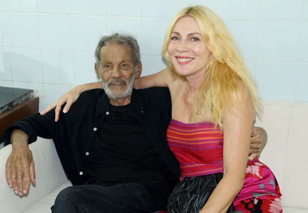 Σμαράγδα Καρύδη: «Ο Σταύρος Ξαρχάκος ήταν μία από τις μεγαλύτερες σχέσεις της ζωής μου»