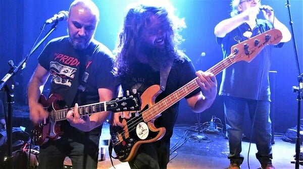 Τα «Χαμένα Κορμιά» τραγουδάνε ακόμα