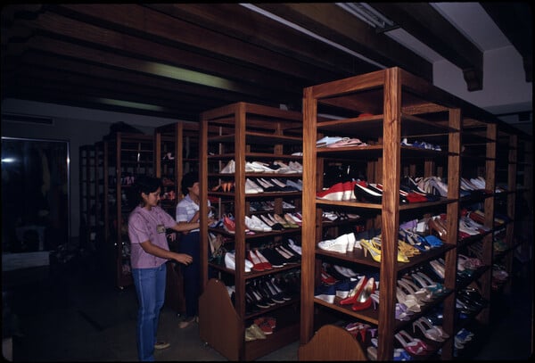 «Ξέρω λίγα πράγματα καλά, ένα από αυτά είναι τα τακούνια»