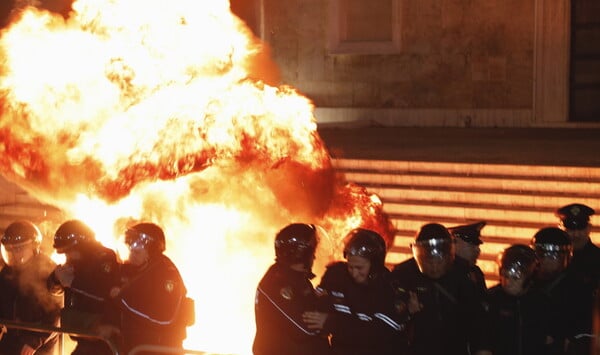 ΑΛΒΑΝΙΑ ΕΝΤΙ ΡΑΜΑ ΜΟΛΟΤΟΦ