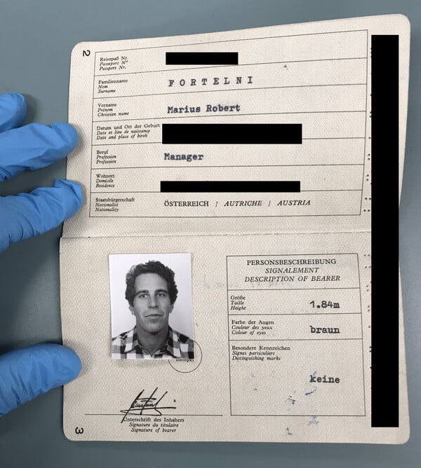 Λίγες ημέρες πριν τον θάνατό του, ο Έπσταϊν φέρεται να έγραψε χυδαία επιστολή για τον Τραμπ