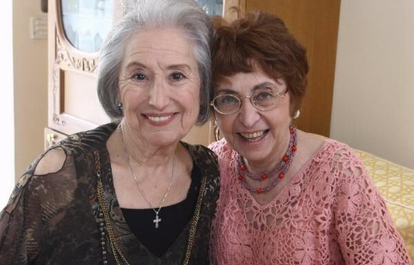 Έφη Παπαθεοδώρου: «Δεν βλέπω το ”Παρά Πέντε” γιατί μου θυμίζει την Ειρήνη Κουμαριανού»