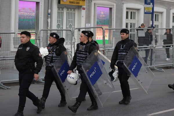 ΤΟΥΡΚΙΑ ΤΡΟΜΟΚΡΑΤΙΚΗ ΕΠΙΘΕΣΗ ISIS