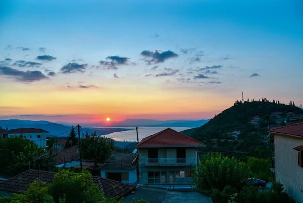 «Ακουγόταν ρομαντικό, αλλά δεν κάναμε πίσω»