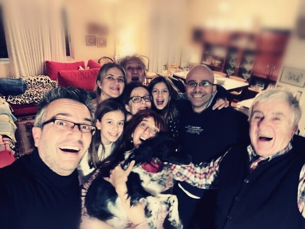 Μαρία Παπαγεωργίου: Κόβοντας 40 χρόνια βασιλόπιτα στο ίδιο τραπέζι