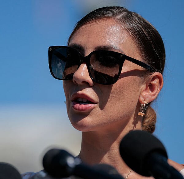 ΠΡΙΓΚΙΠΑΣ ΑΝΤΡΙΟΥ ΤΖΕΦΡΙ ΕΠΣΤΑΙΝ