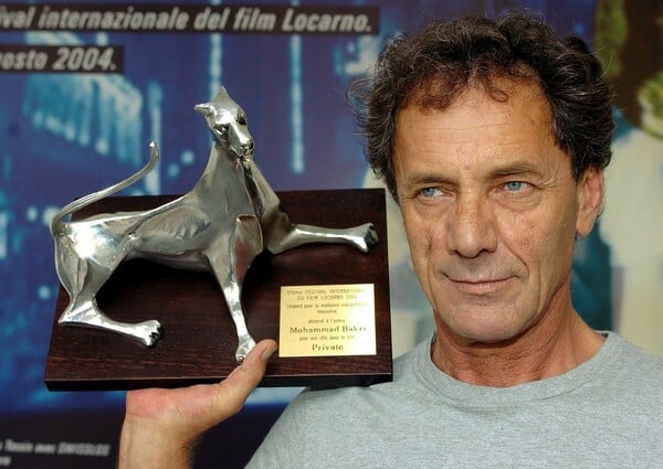 ΜΟΧΑΜΕΝΤ ΜΠΑΚΡΙ ΠΑΛΑΙΣΤΙΝΙΟΣ ΣΚΗΝΟΘΕΤΗΣ