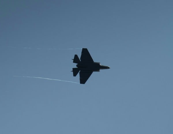 ΠΟΛΩΝΙΑ ΑΕΡΟΣΚΑΦΟΣ ΑΝΑΧΑΙΤΙΣΗ