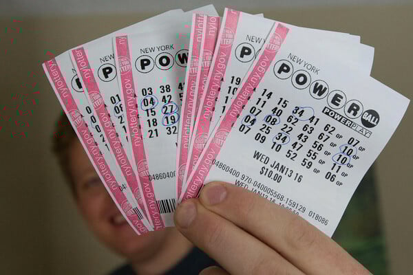ΛΟΤΑΡΙΑ ΤΖΑΚ ΠΟΤ POWERBALL