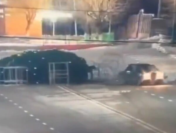 ΧΡΙΣΤΟΥΓΕΝΝΙΑΤΙΚΟ ΔΕΝΤΡΟ ΚΑΖΑΚΣΤΑΝ