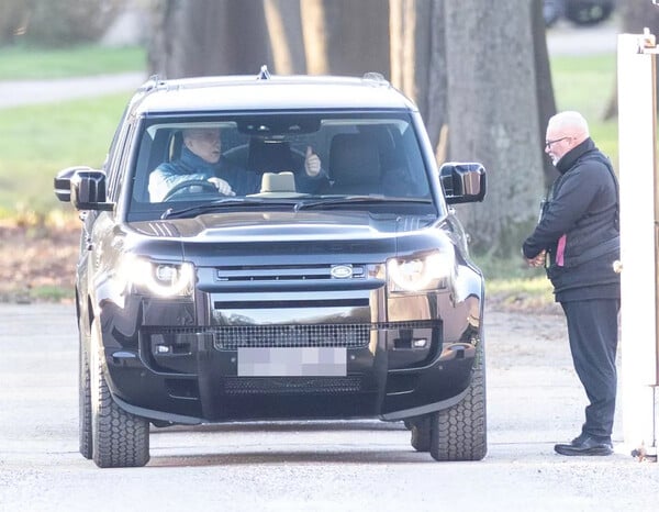 Πρίγκιπας Άντριου: Η φωτογραφία του ανήμερα των Χριστουγέννων μετά τον αποκλεισμό από τη βασιλική οικογένεια