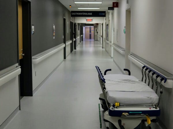 Σκωτία: Νοσοκομείο στη Γλασκώβη ξεκινά έρευνα μετά από αποτέφρωση λάθος σορού