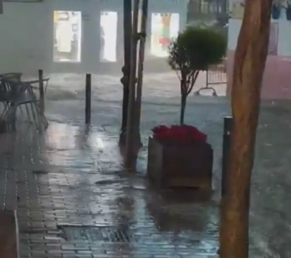 ΙΣΠΑΝΙΑ ΠΛΗΜΜΥΡΕΣ ΝΕΚΡΟΣ