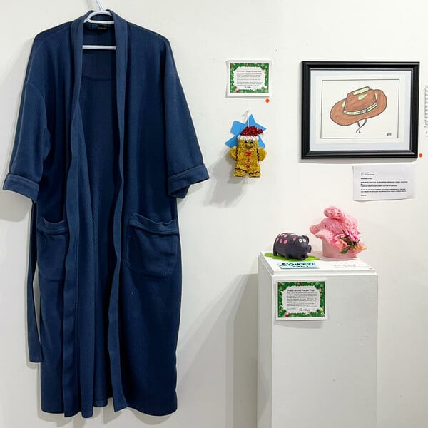 Άνοιξε το Museum of Bad Gifts στο Τορόντο - «Εκεί όπου τα αμήχανα δώρα βρίσκουν τη θέση τους»