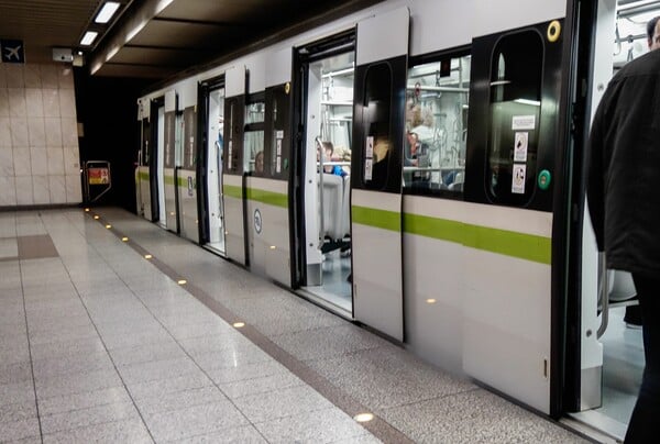 Μετρό: Καθυστερήσεις στη γραμμή 3 λόγω βλάβης