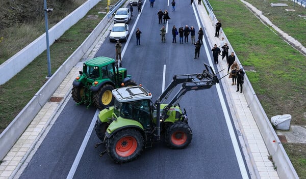 ΜΠΛΟΚΑ ΑΓΡΟΤΕΣ ΠΡΟΜΑΧΩΝΑΣ