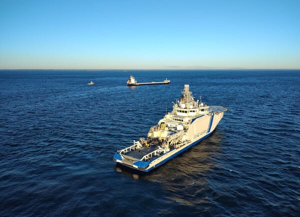 Η Φινλανδία κατέσχεσε πλοίο ύποπτο για σοβαρή φθορά σε υποθαλάσσιο καλώδιο