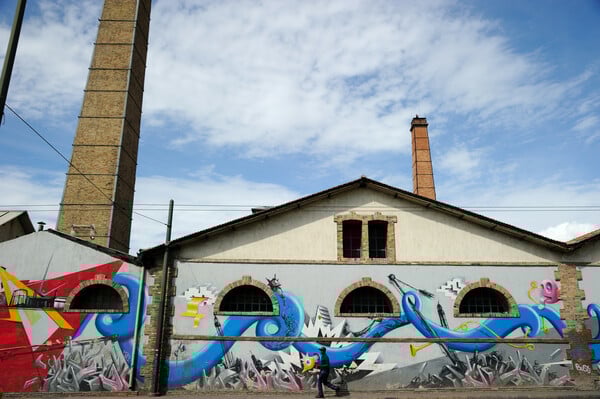 ΕΠΕΞ Γκάζι: Από τα εργαστήρια των ζωγράφων στη μαζική διασκέδαση/ Γκάζι: Από εργατική συνοικία σε «λούνα παρκ» της νύχτας