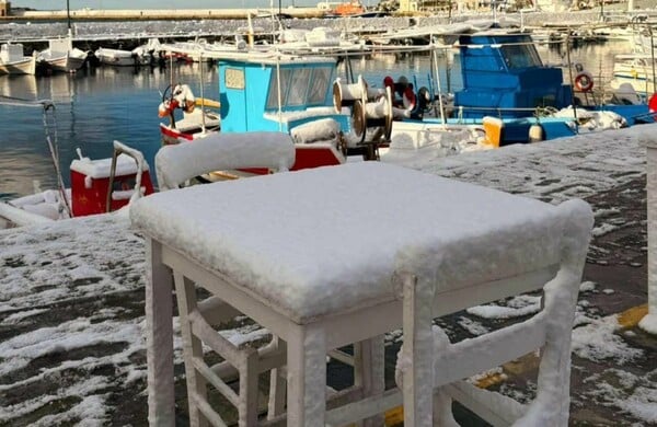 ΛΗΜΝΟΣ ΧΙΟΝΙ ΕΙΚΟΝΑ ΔΟΡΥΦΟΡΟΣ