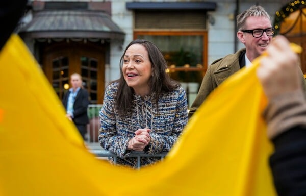 ΜΑΡΙΑ ΚΟΡΙΝΑ ΜΑΤΣΑΔΟ ΒΕΝΕΖΟΥΕΛΑ ΠΡΟΕΔΡΟΣ ΑΝΤΙΔΡΑΣΗ ΜΑΔΟΥΡΟ