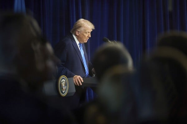 ΝΤΟΝΑΛΝΤ ΤΡΑΜΠ ΝΙΚΟΛΑΣ ΜΑΔΟΥΡΟ ΒΕΝΕΖΟΥΕΛΑ