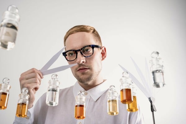 Πώς ήταν τα αρώματα στην αρχαιότητα; Μια πινακίδα αποκάλυψε μια συνταγή