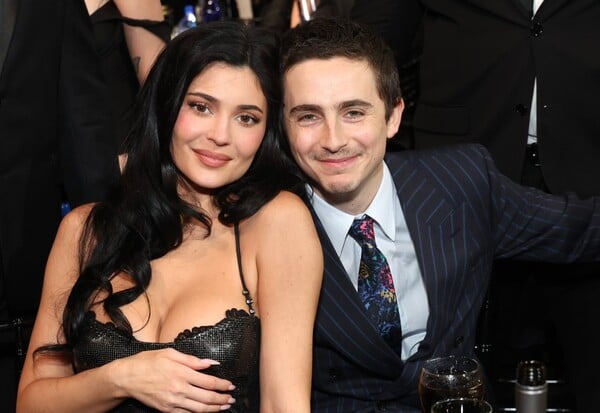 ΤΙΜΟΤΕ ΣΑΛΑΜΕ ΚΑΙΛΙ ΤΖΕΝΕΡ CRITICS CHOICE AWARDS