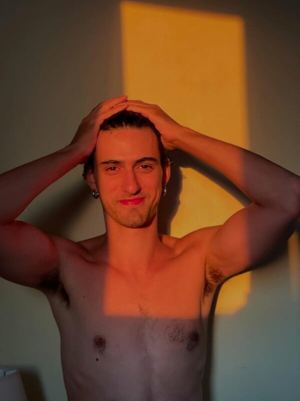 *Να μη ντρέπεσαι για τον εαυτό που υπήρξες/από τον Πάνο Μιχαήλ