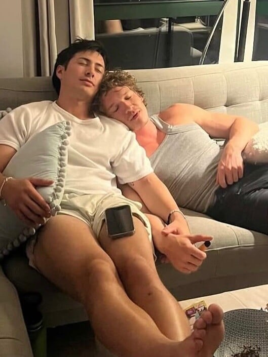 *Να μη ντρέπεσαι για τον εαυτό που υπήρξες/από τον Πάνο Μιχαήλ