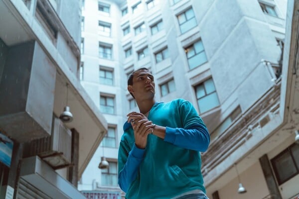 *Να μη ντρέπεσαι για τον εαυτό που υπήρξες/από τον Πάνο Μιχαήλ