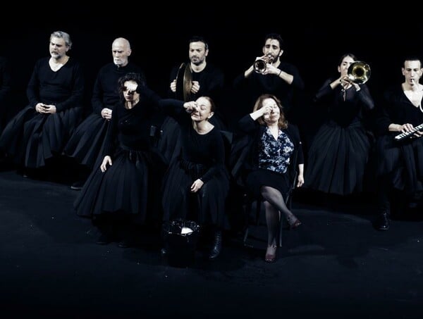 *Να μη ντρέπεσαι για τον εαυτό που υπήρξες/από τον Πάνο Μιχαήλ