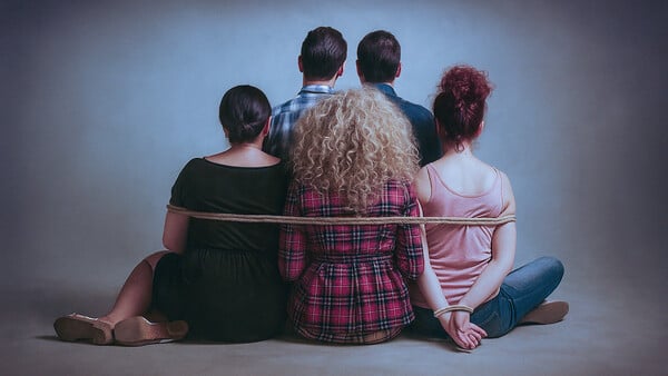 *Να μη ντρέπεσαι για τον εαυτό που υπήρξες/από τον Πάνο Μιχαήλ